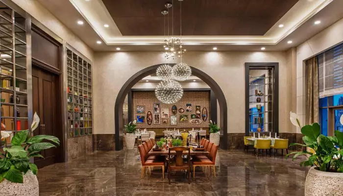 هتل رگنوم کاریا بلک آنتالیا